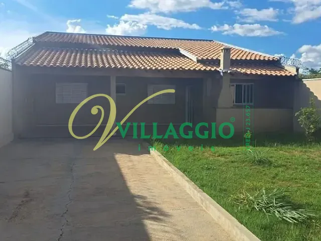 Casa com 242m² 2 quartos e 1 banheiro, à venda, no bairro Centro em Bady Bassitt