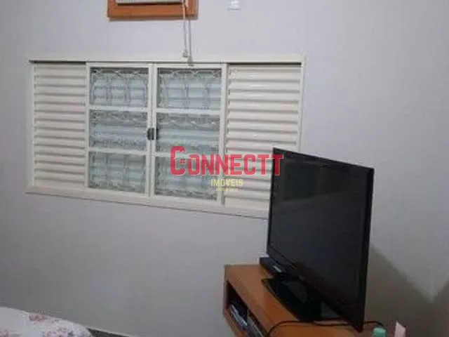Casa com 150m² 3 quartos e 2 banheiros, à venda, no bairro Jardim Diva Tarla de Carvalho em Ribeirão Preto