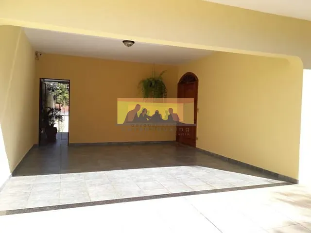 Casa com 450m² 3 quartos e 4 banheiros, à venda, no bairro Cidade Universitária em Campinas