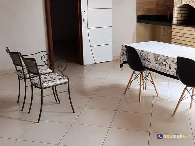 Casa 3 quartos e 1 banheiro, à venda, no bairro Parque Novo Jockey em Campos dos Goytacazes