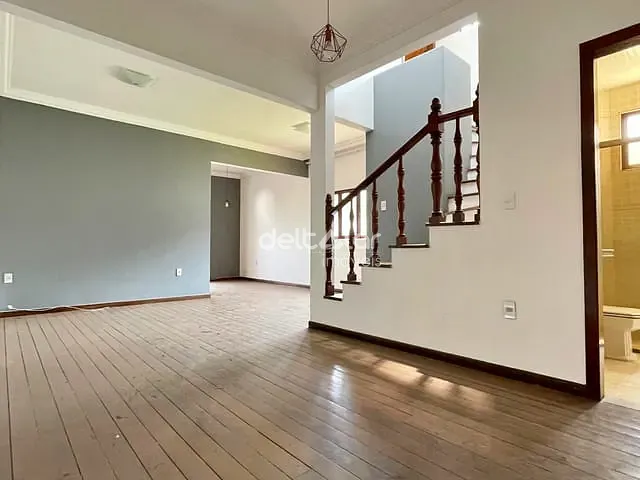 Casa com 180m² 3 quartos e 2 banheiros, à venda, no bairro Venda Nova em Belo Horizonte