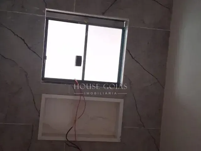 Casa com 130m² 2 quartos e 1 banheiro, à venda, no bairro Parque Los Angeles 1ª Etapa em Goianira