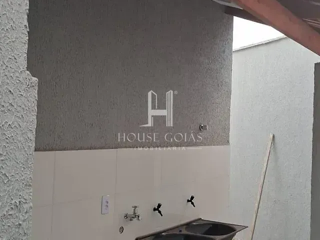 Casa com 130m² 2 quartos e 1 banheiro, à venda, no bairro Parque Los Angeles 1ª Etapa em Goianira