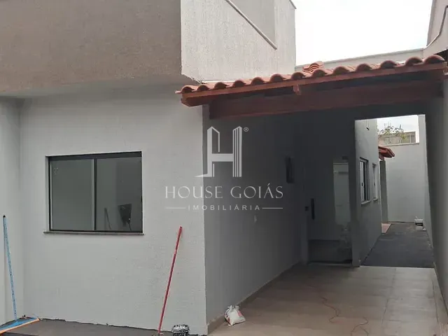 Casa com 130m² 2 quartos e 1 banheiro, à venda, no bairro Parque Los Angeles 1ª Etapa em Goianira