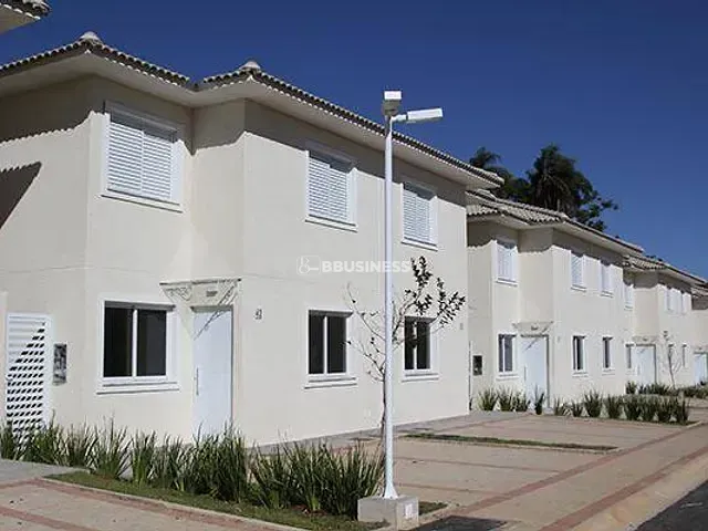 Casa 3 quartos e 2 banheiros, à venda, no bairro Vila Capuava em Valinhos