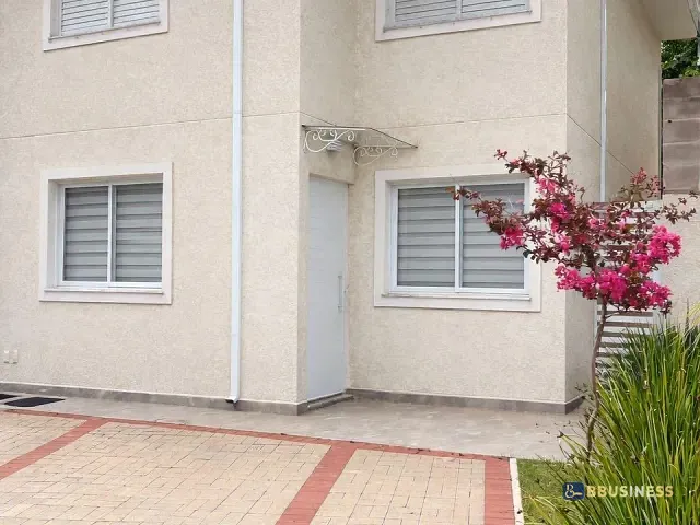 Casa 3 quartos e 2 banheiros, à venda, no bairro Vila Capuava em Valinhos