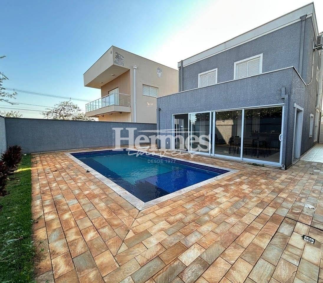 Casa, 3 quartos, 280 m² - Foto 30
