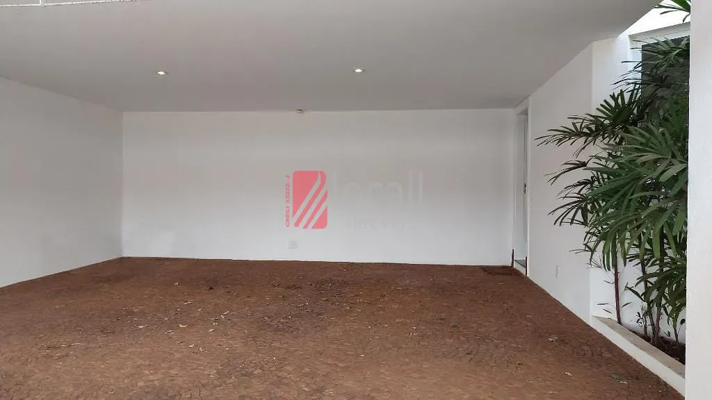 Casa com 3 quartos à venda, 360m² — foto 3 de 26
