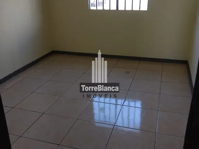 Casa 3 quartos e 1 banheiro, à venda, no bairro Colônia Dona Luiza em Ponta Grossa