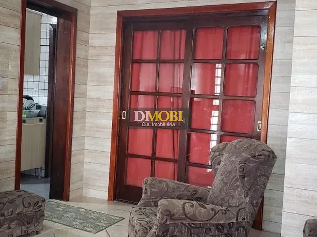 Casa com 333m² 4 quartos e 2 banheiros, à venda, no bairro Girassol em Gravataí