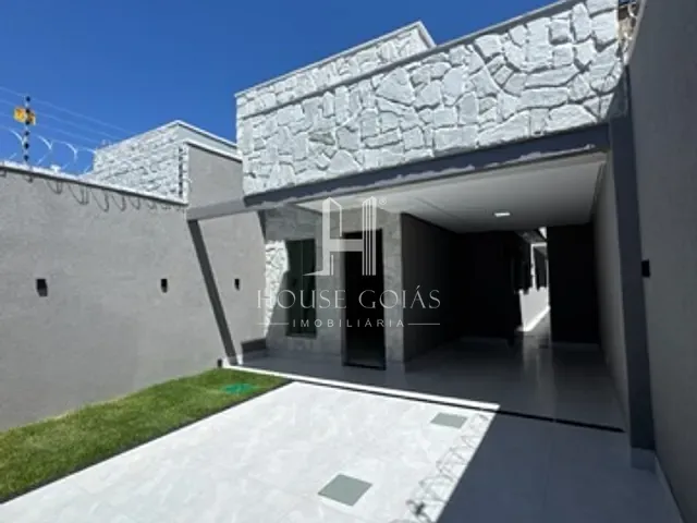 Casa com 180m² 3 quartos e 2 banheiros, à venda, no bairro Residencial Caraíbas em Aparecida de Goiânia
