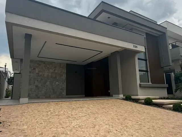 Casa 3 quartos e 5 banheiros, à venda, no bairro Parque Brasil 500 em Paulínia