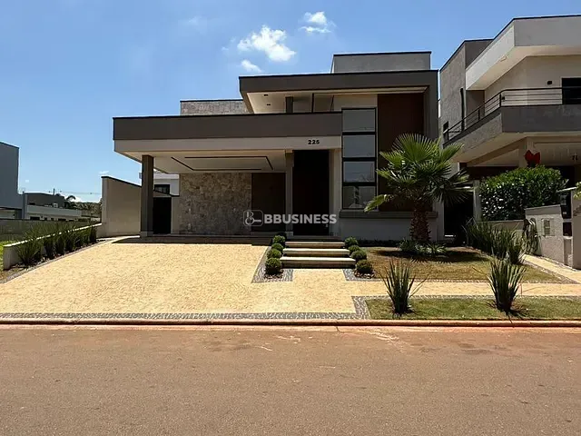 Casa 3 quartos e 5 banheiros, à venda, no bairro Parque Brasil 500 em Paulínia