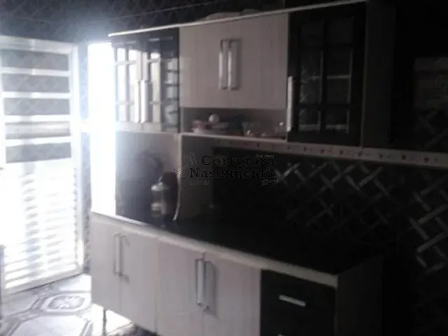 Casa com 140m² 2 quartos e 1 banheiro, à venda, no bairro Parque dos Príncipes em Jacareí