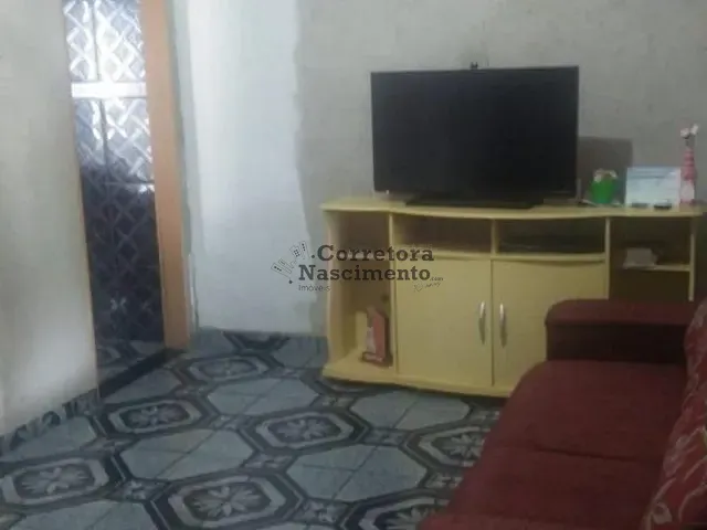 Casa com 140m² 2 quartos e 1 banheiro, à venda, no bairro Parque dos Príncipes em Jacareí
