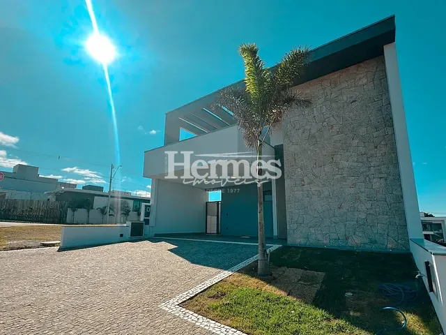 Casa com 201m² 3 quartos e 5 banheiros, à venda, no bairro Parque Brasil 500 em Paulínia