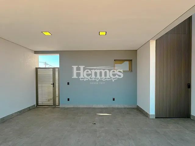 Casa com 201m² 3 quartos e 5 banheiros, à venda, no bairro Parque Brasil 500 em Paulínia