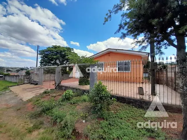 Casa com 462m² 2 quartos e 2 banheiros, à venda, no bairro Uvaranas em Ponta Grossa