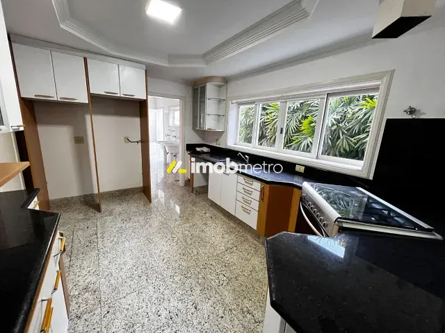 Casa com 752m² 5 quartos e 8 banheiros, à venda, no bairro Alphaville em Campinas