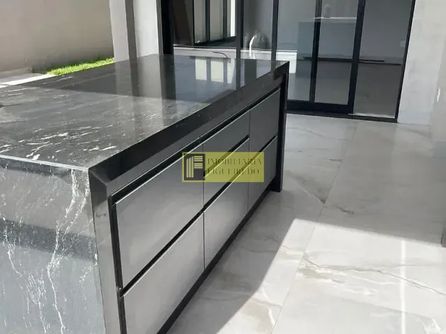 Casa com 406m² 3 quartos e 4 banheiros, à venda ou para alugar, no bairro Parque Residencial Damha em São José do Rio Preto