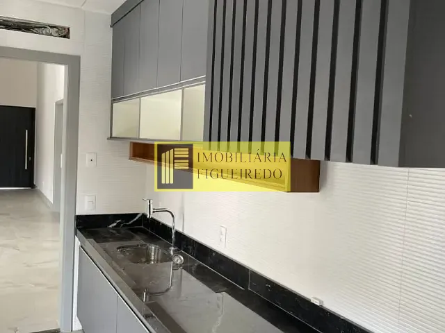 Casa com 406m² 3 quartos e 4 banheiros, à venda ou para alugar, no bairro Parque Residencial Damha em São José do Rio Preto