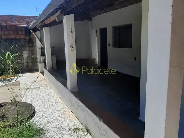 Casa com 250m² 3 quartos e 1 banheiro, à venda, no bairro Morada Marques em Potim
