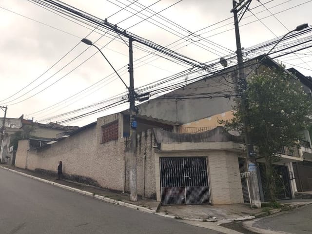 Casa com 180m² 3 quartos e 3 banheiros, à venda, no bairro Vila Engenho Novo em Barueri