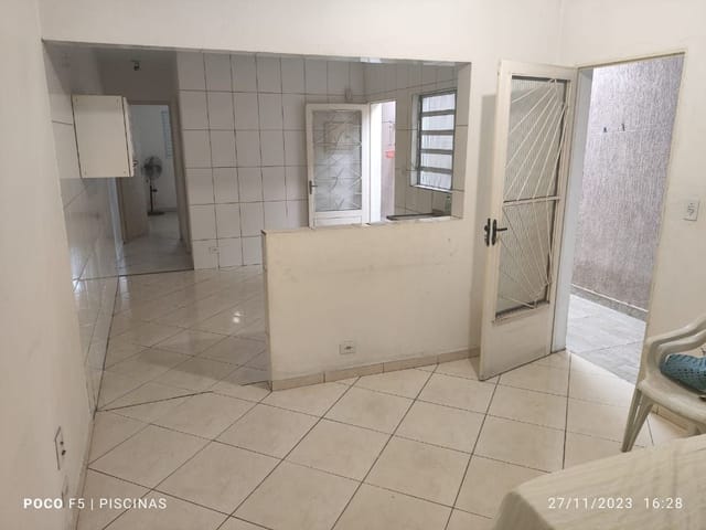 Casa com 180m² 3 quartos e 3 banheiros, à venda, no bairro Vila Engenho Novo em Barueri