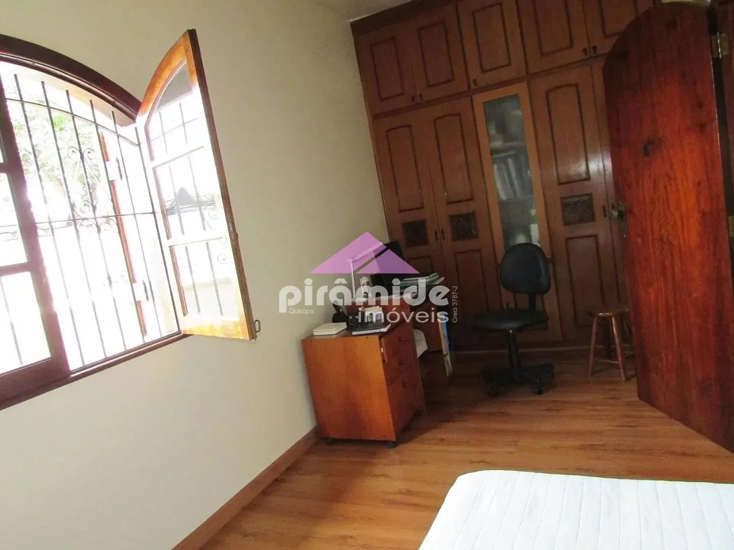 Casa, 3 quartos, 240 m² - Foto 9