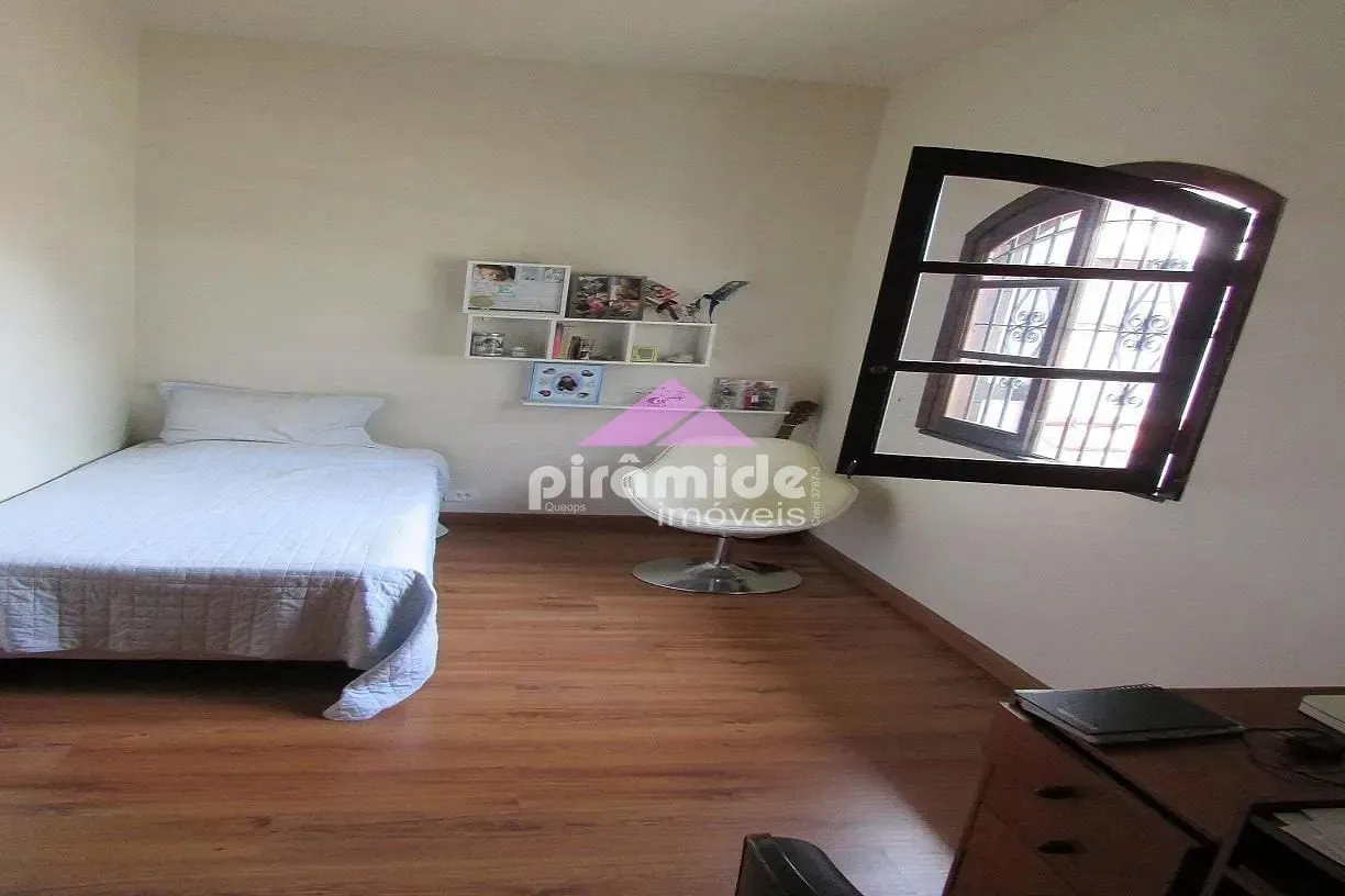 Casa, 3 quartos, 240 m² - Foto 10
