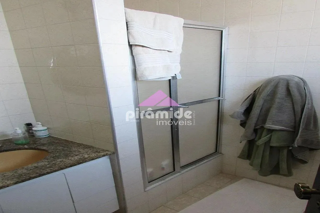 Casa, 3 quartos, 240 m² - Foto 7