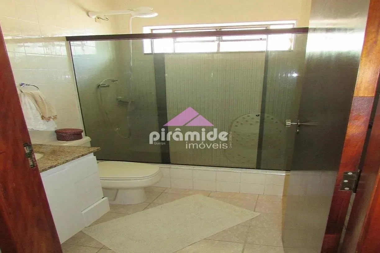 Casa, 3 quartos, 240 m² - Foto 14