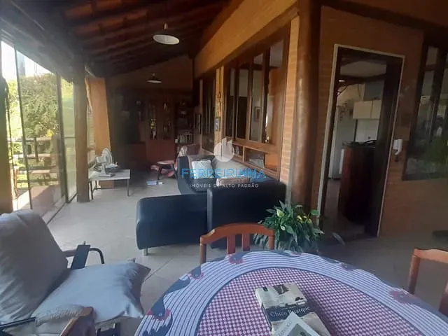 Casa com 925m² 1 quarto e 2 banheiros, à venda, no bairro Urbanova em São José dos Campos