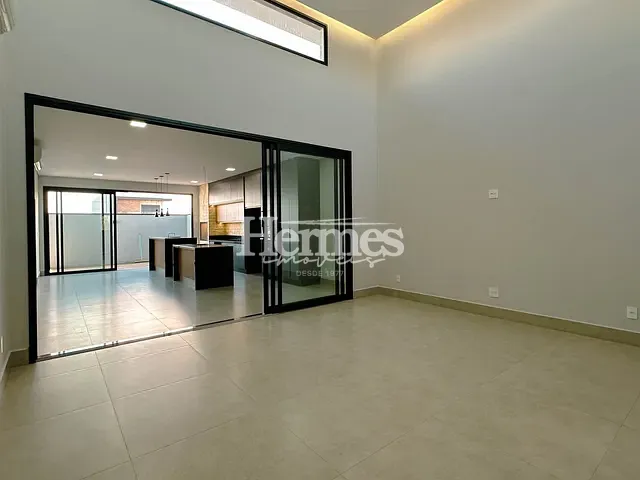 Casa com 330m² 3 quartos e 5 banheiros, à venda, no bairro Parque Brasil 500 em Paulínia