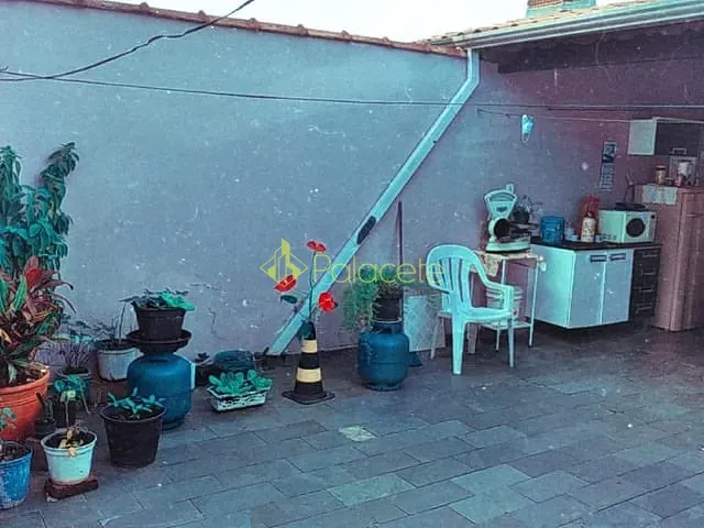 Casa com 90m² 2 quartos e 1 banheiro, à venda, no bairro Laerte Assunção em Pindamonhangaba