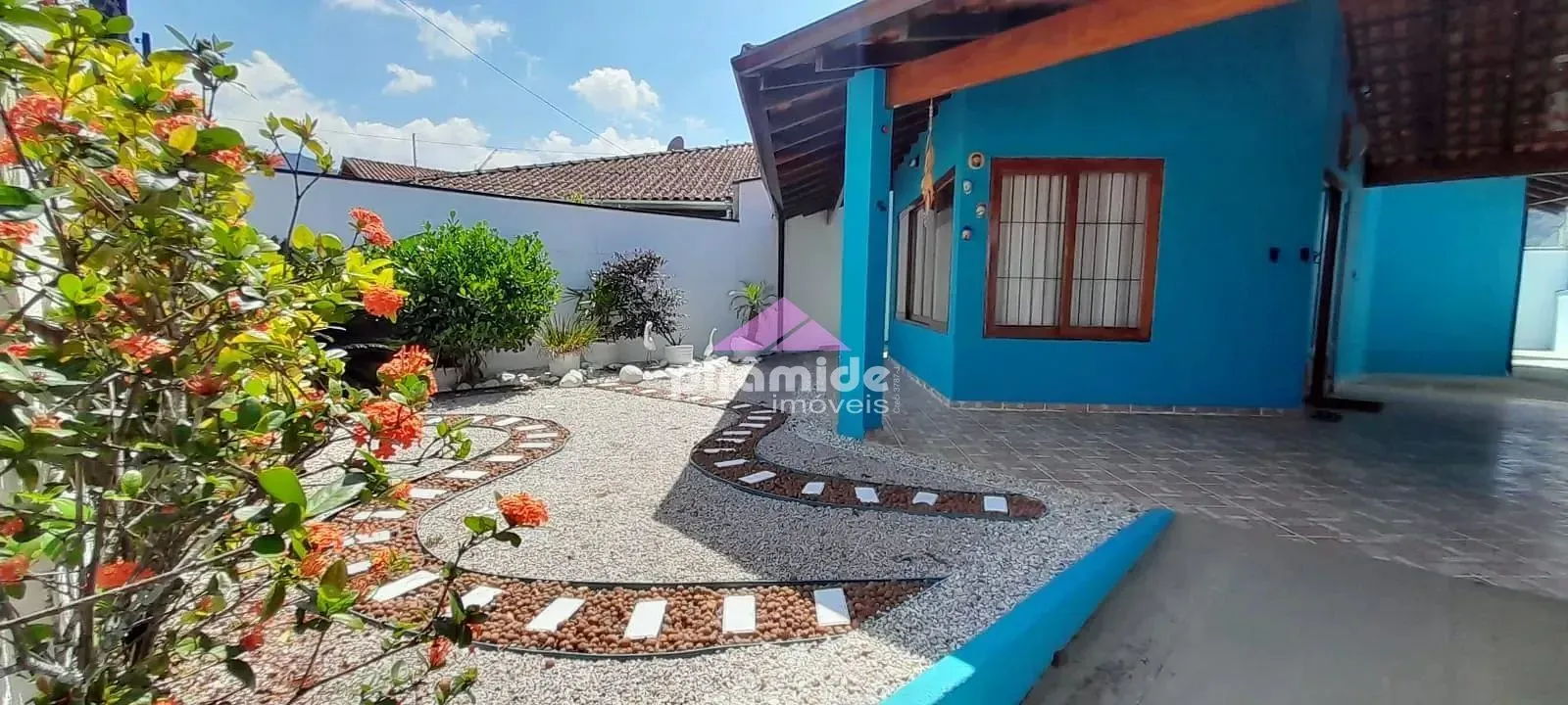 Casa, 3 quartos, 124 m² - Foto 1