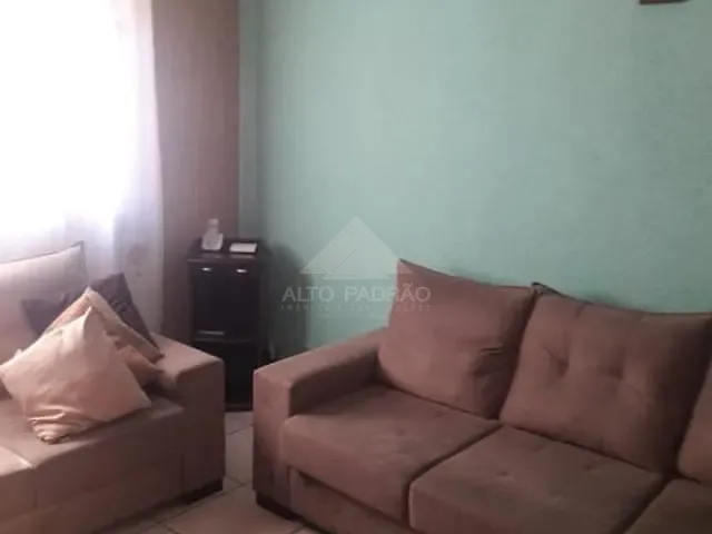 Casa com 125m², à venda, no bairro Jardim Zaira em Mauá