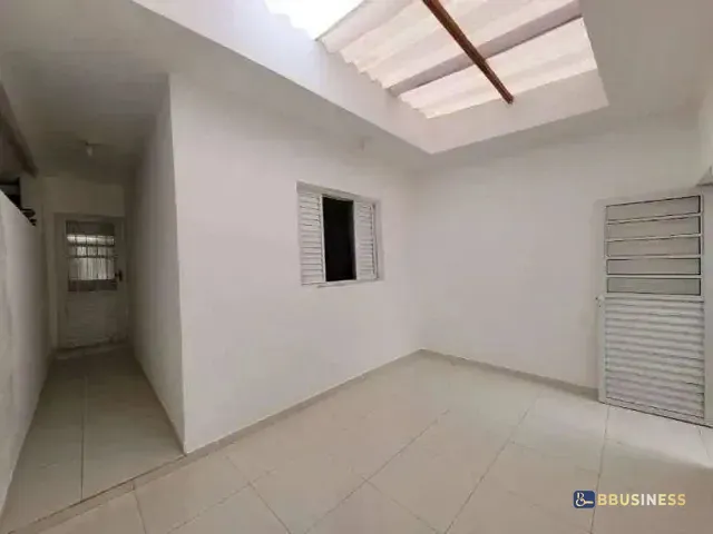 Casa 2 quartos e 1 banheiro, à venda, no bairro Fundação em São Caetano do Sul