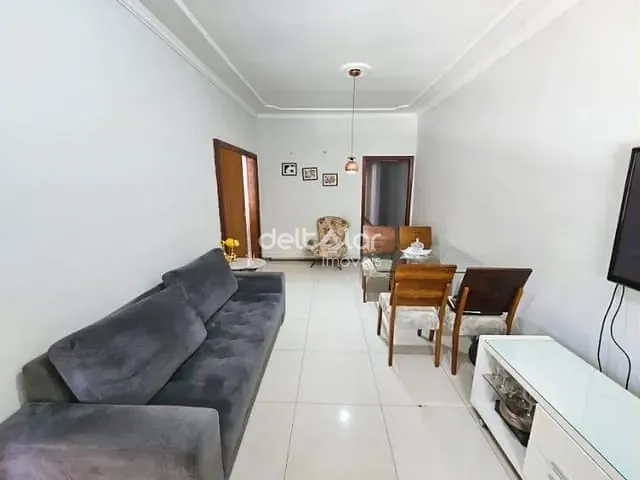 Casa com 180m² 3 quartos e 2 banheiros, à venda, no bairro Planalto em Belo Horizonte