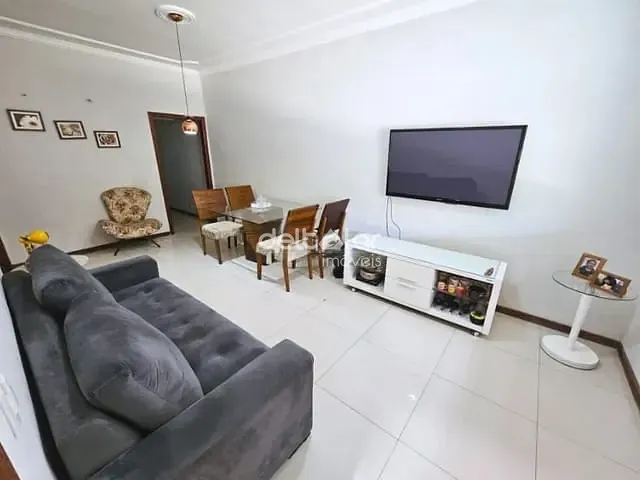 Casa com 180m² 3 quartos e 2 banheiros, à venda, no bairro Planalto em Belo Horizonte