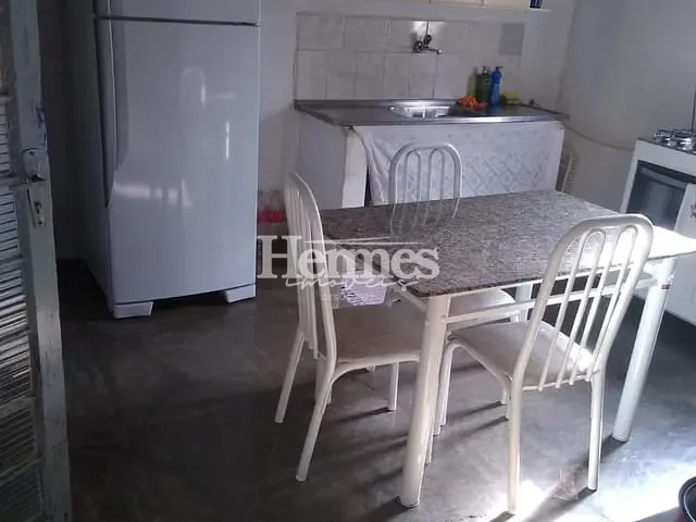 Casa com 220m² 3 quartos e 1 banheiro, à venda, no bairro Santa Terezinha em Paulínia
