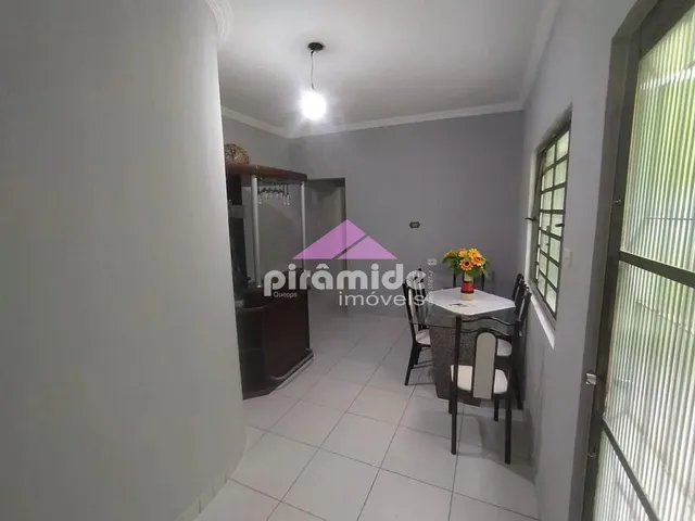 Casa com 125m² 3 quartos e 3 banheiros, à venda, no bairro Bosque dos Eucaliptos em São José Dos Campos