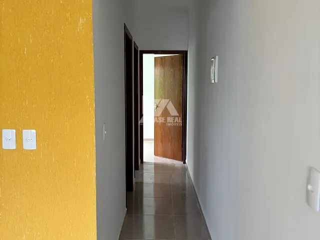 Casa com 120m² 2 quartos e 1 banheiro, à venda, no bairro Cará-cará em Ponta Grossa