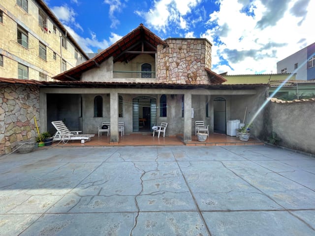 Foto do Casa - Casa comercial para locação com 3 quartos (1 suíte) e 4 vagas, Eldorado, Contagem, MG | Deltalar Imóveis