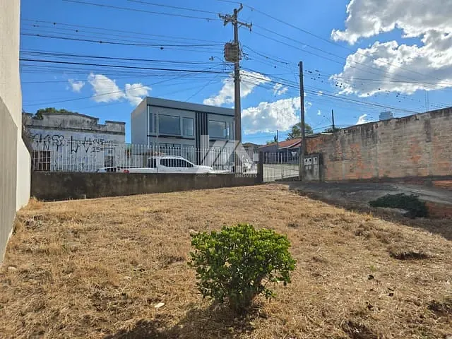Casa 3 quartos e 1 banheiro, à venda, no bairro Olarias em Ponta Grossa