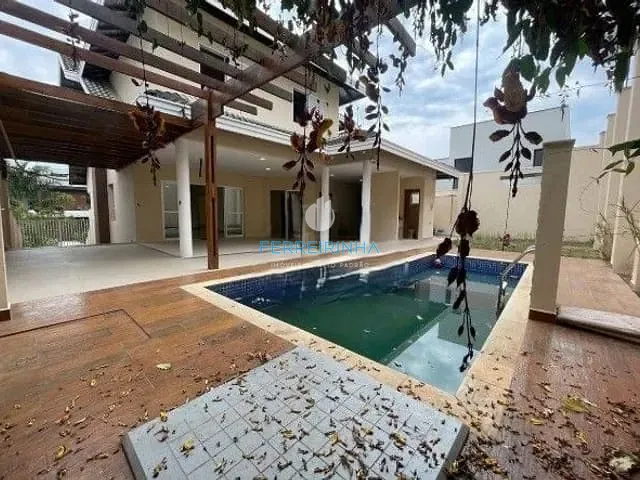 Casa com 469m² 4 quartos e 3 banheiros, à venda, no bairro Condomínio Residencial Jaguary em São José dos Campos