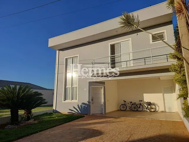 Casa com 300m² 3 quartos e 5 banheiros, à venda, no bairro Cascata em Paulínia
