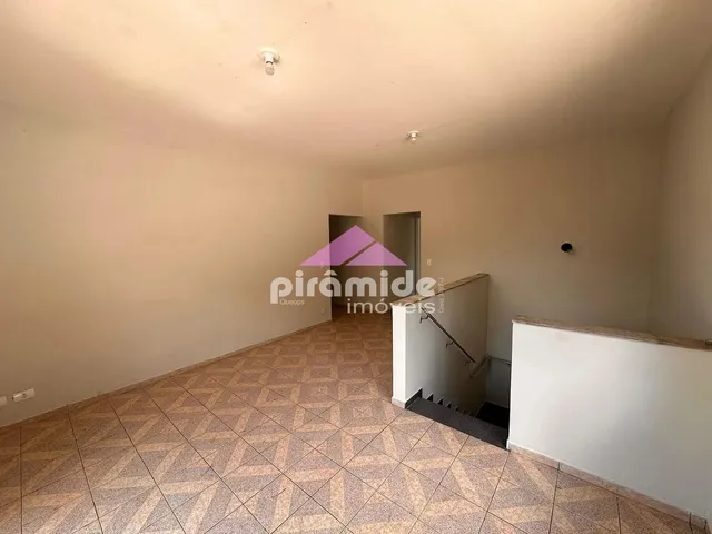 Casa com 90m² 4 quartos e 2 banheiros, para alugar, no bairro Palmeiras de São José em São José Dos Campos