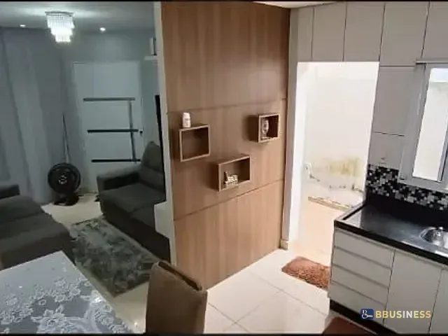 Casa 2 quartos e 1 banheiro, à venda, no bairro Parque dos Pinheiros em Hortolândia