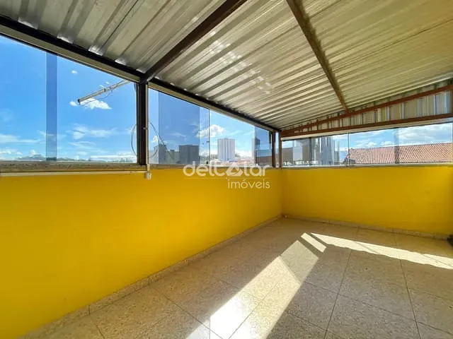 Casa com 70m² 1 quarto e 1 banheiro, para alugar, no bairro Mantiqueira em Belo Horizonte